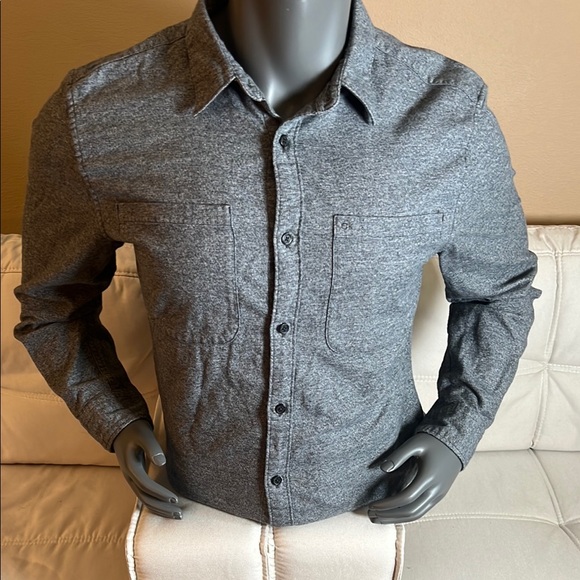 Calvin Klein Other - Men’s Calvin Klein Gray Casual Button Down Shirt Size Large